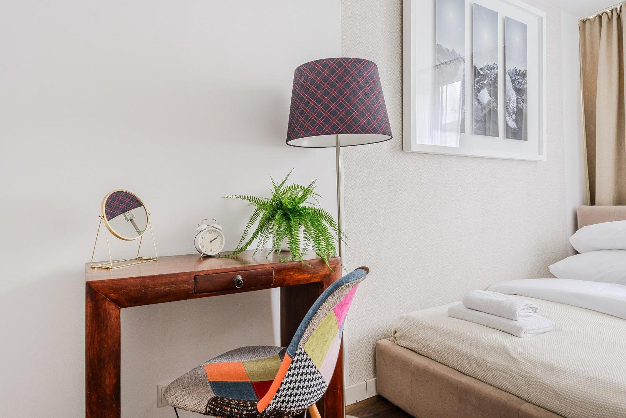 Grzybowska P&O Serviced Apartments ワルシャワ エクステリア 写真