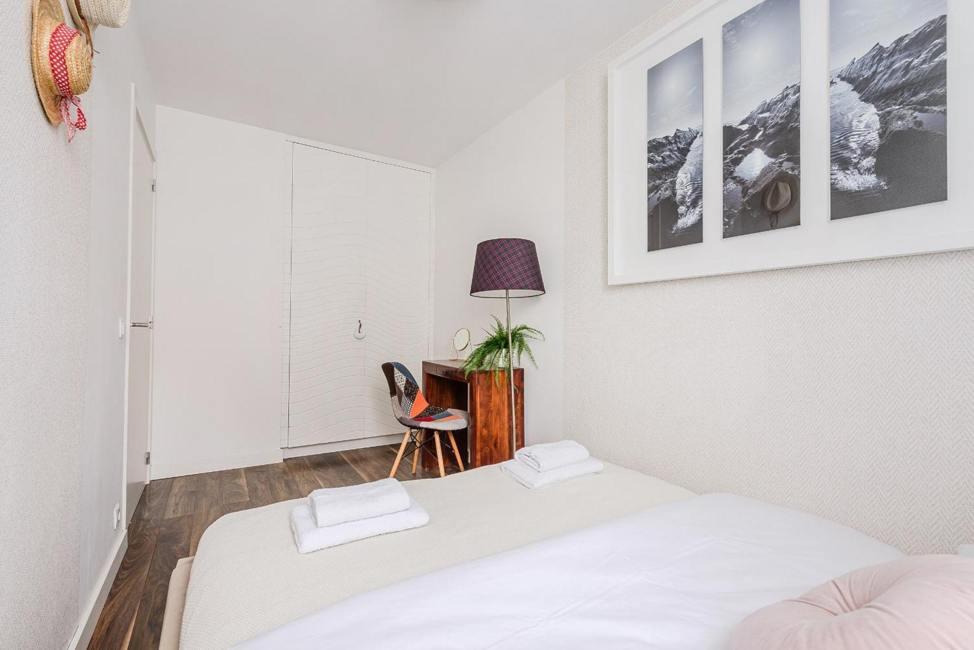 Grzybowska P&O Serviced Apartments ワルシャワ エクステリア 写真