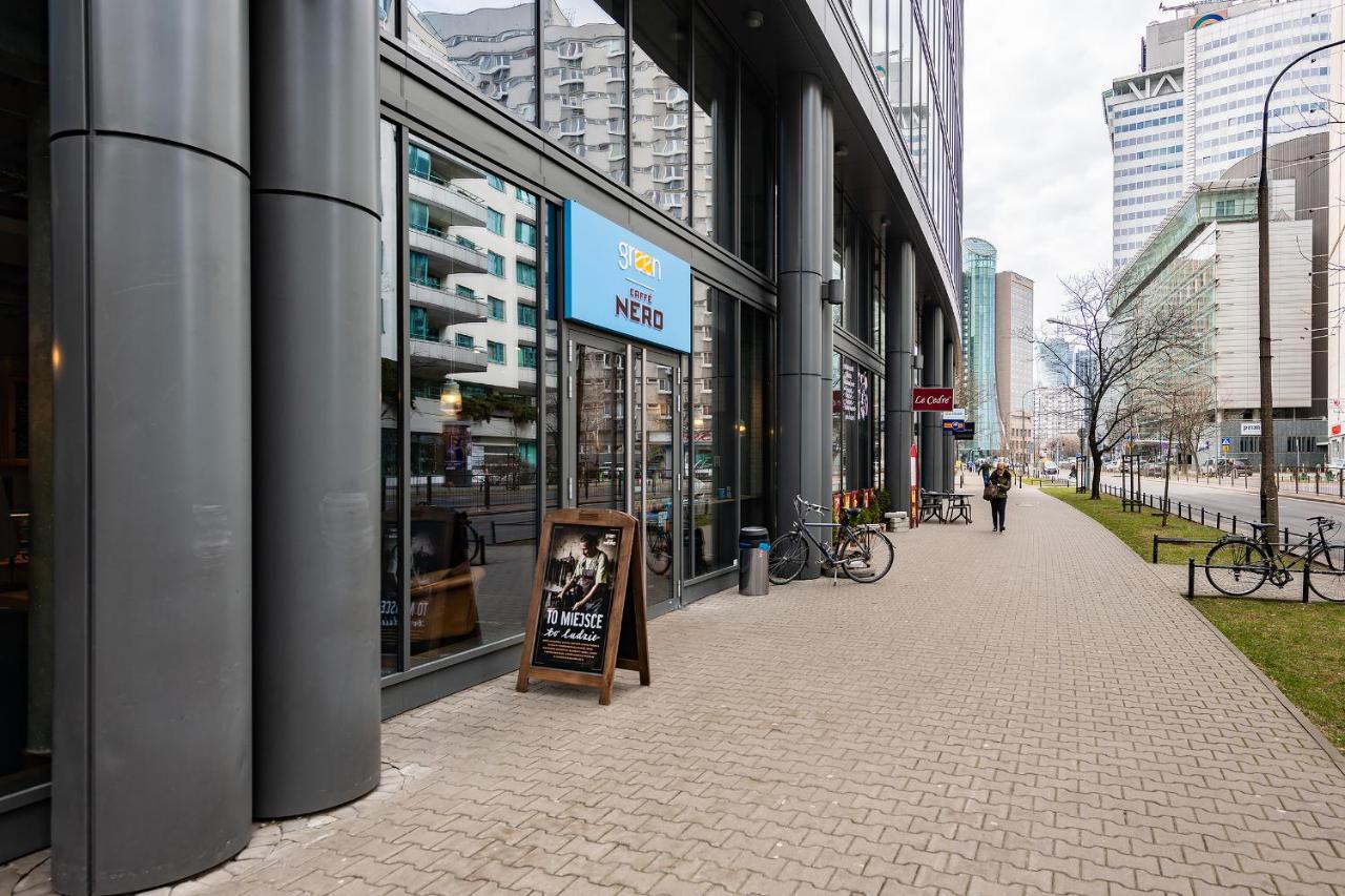 Grzybowska P&O Serviced Apartments ワルシャワ エクステリア 写真